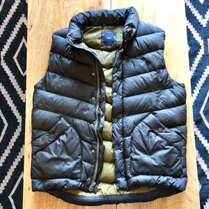 Gap Puffy Vest